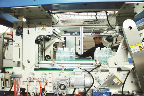 液體壁紙 大名飛速轉動的工業之輪背后的家居藝術新星